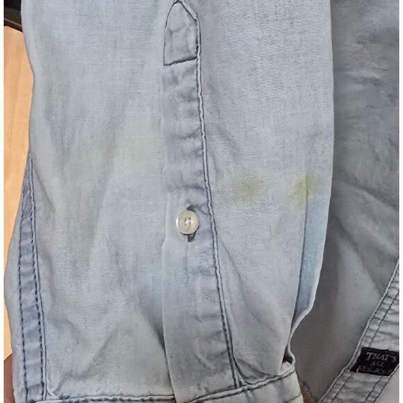 VTG Looney Tunes Embroidered Denim Shirt Featuring Bugs Bunny & Taz Characters - Picture 11 of 11